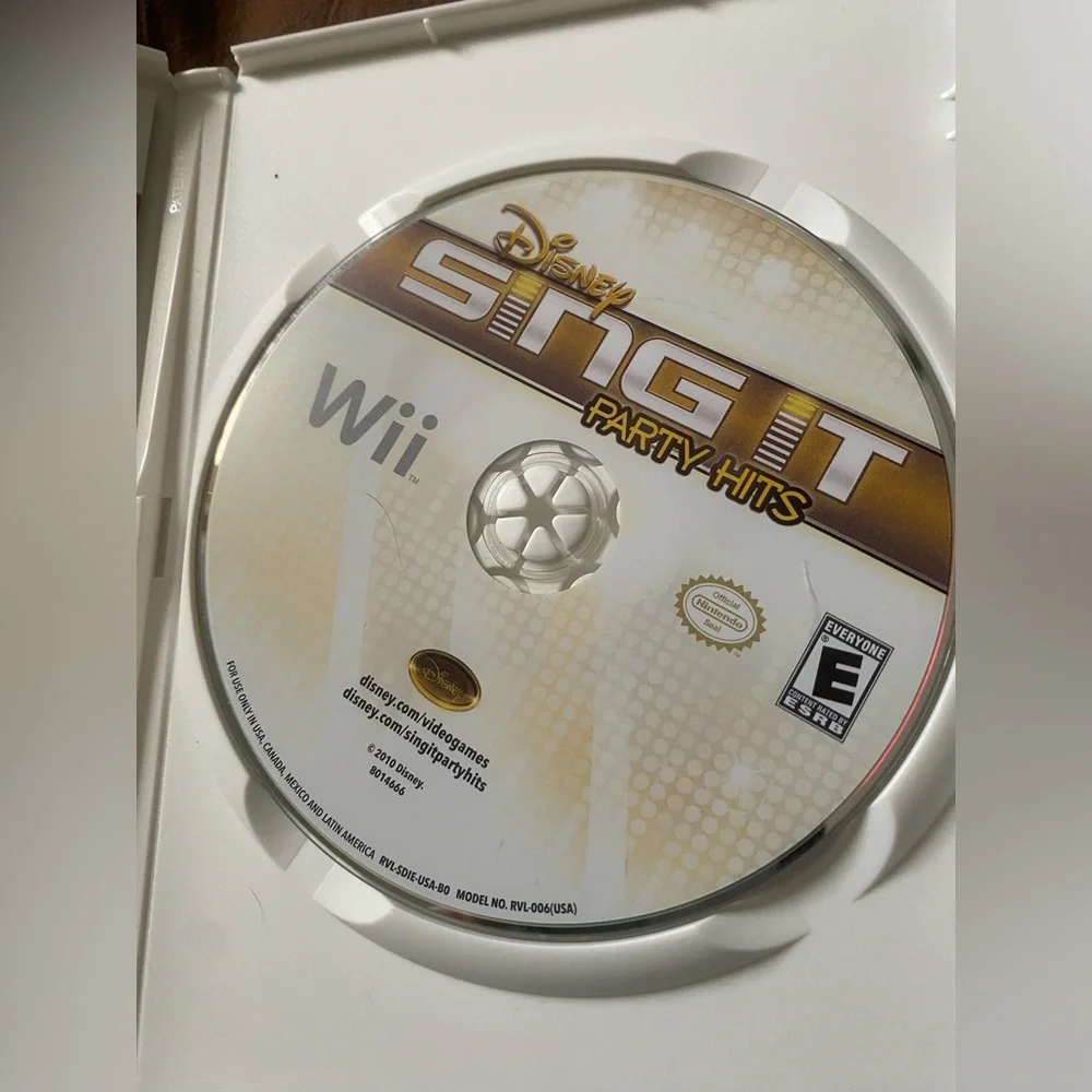 Disney Sing It Party Hits Game Only Nintendo Wii, 2011